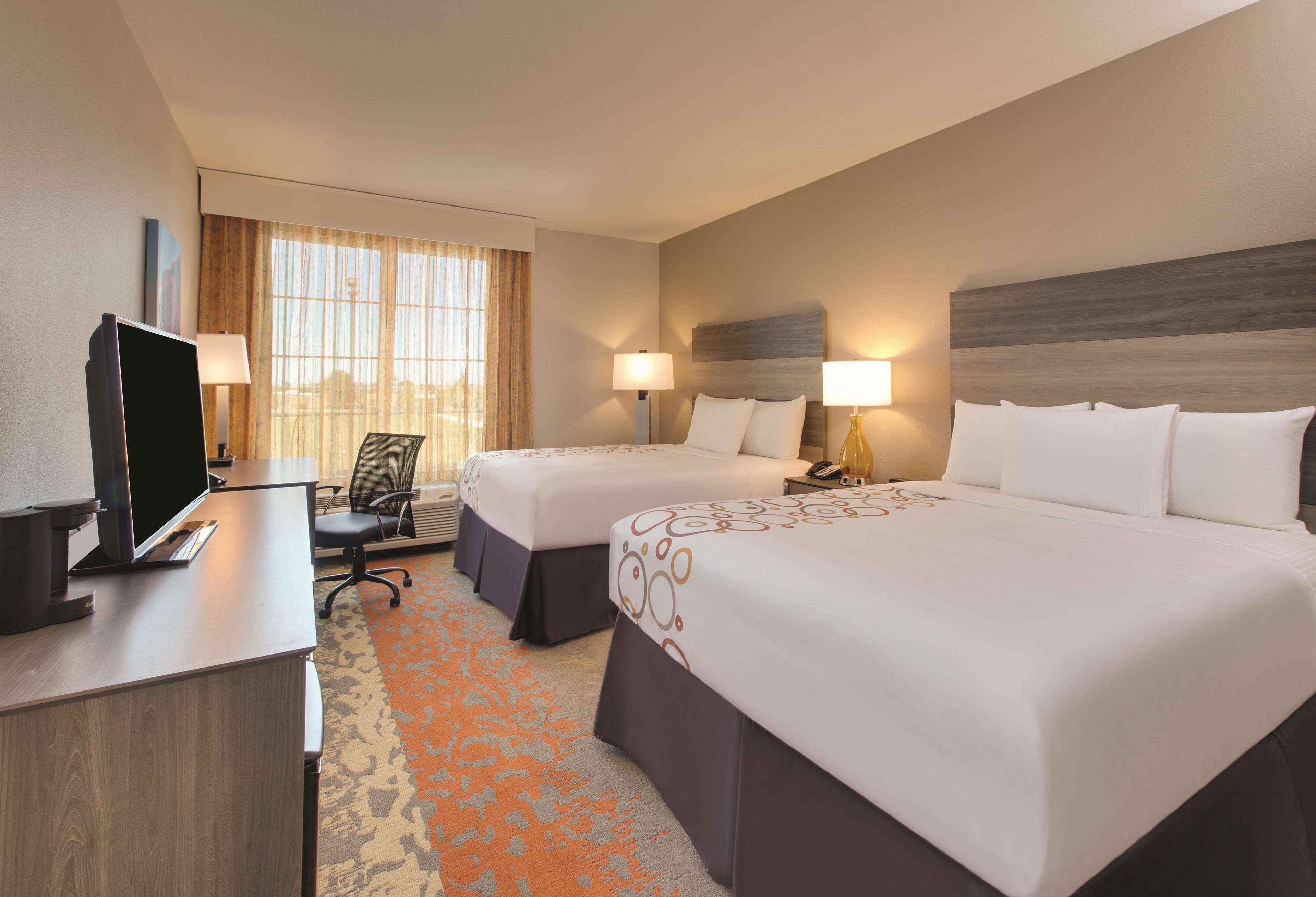 Hotel La Quinta By Wyndham Andrews Extérieur photo